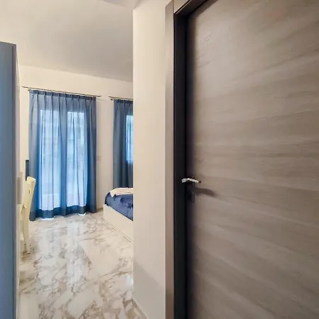 לינה וארוחת בוקר Cubacalatafimi 4*