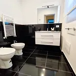 לינה וארוחת בוקר Cubacalatafimi 4*